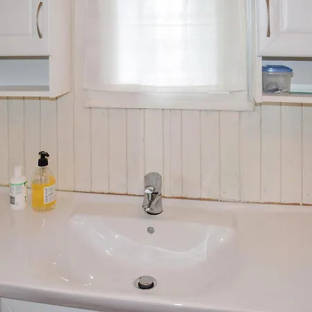2 Bedroom Lovely In Sande I Vestfold Svelvik